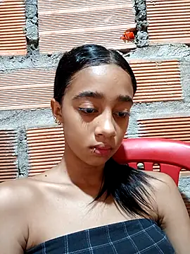 Zoe Sweett18 online show from 18, 10, 2025