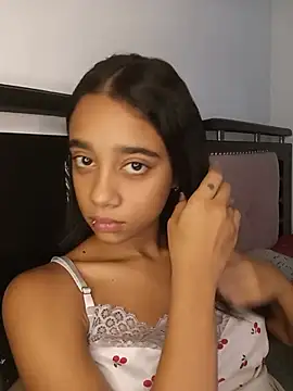 Zoe Sweett18 online show from 11, 6, 2026