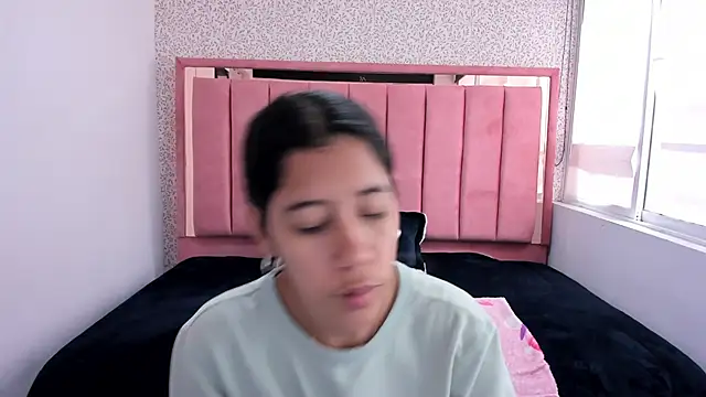 Connie Bell online show from 20, 12, 2025