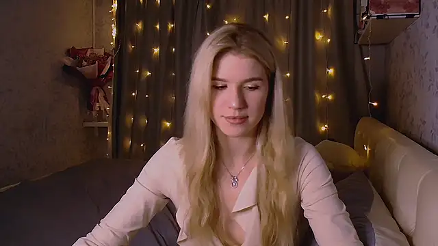 Snapshot of Melissa_smith_ chatting on 13, 10, 2025 Melissa smith  online show from 13, 10, 2025