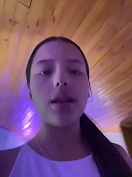 Snapshot of Sofia18_pinkk chatting on 30, 5, 2026 Sofia18 pinkk online show from 30, 5, 2026