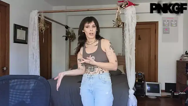 Snapshot of bunnierotten chatting on 21, 1, 2025 bunnierotten online show from 21, 1, 2025