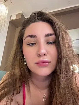 KiraBarlows online show from 19, 5, 2026
