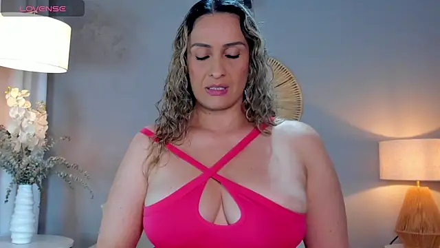 viviannehill hot online show from 27, 2, 2025