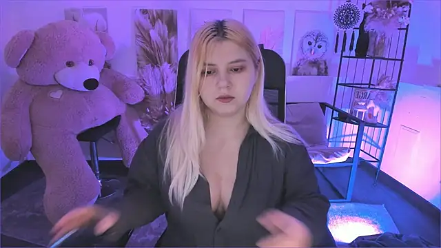 DiaAngell online show from 13, 12, 2025