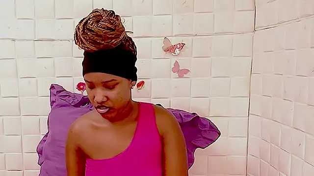 EroticSexyPrada online show from 4, 3, 2026