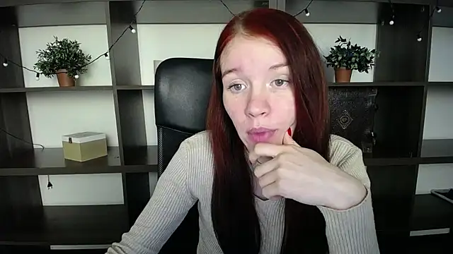 Snapshot of Liana_Ray chatting on 12, 3, 2025 Liana Ray online show from 12, 3, 2025