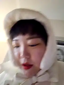 Snapshot of lunahong28 chatting on 26, 1, 2025 lunahong28 online show from 26, 1, 2025
