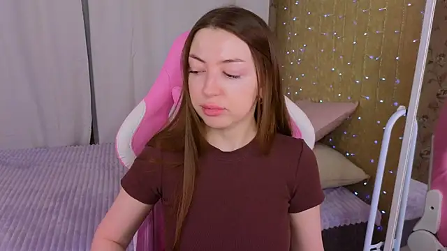 Ann moon   online show from 2, 2, 2025