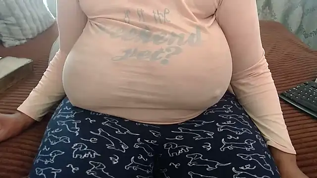 BUBBLYBUNNYxx online show from 8, 5, 2026