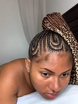 Snapshot of madell chatting on 14, 3, 2026 madell online show from 14, 3, 2026