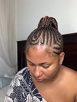 Snapshot of madell chatting on 15, 3, 2026 madell online show from 15, 3, 2026