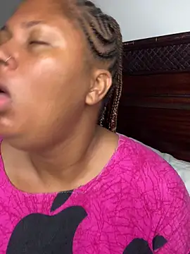 Snapshot of madell chatting on 19, 3, 2026 madell online show from 19, 3, 2026