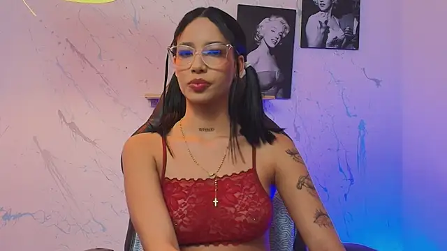 Snapshot of Paulina_Lopezz chatting on 10, 6, 2026 Paulina Lopezz online show from 10, 6, 2026