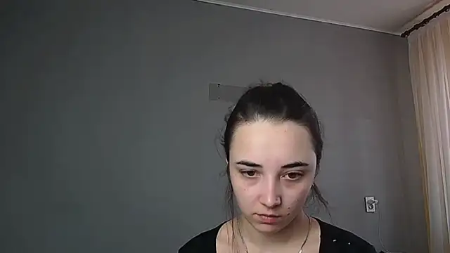 Snapshot of Eva_Gloryy chatting on 4, 4, 2026 Eva Gloryy online show from 4, 4, 2026