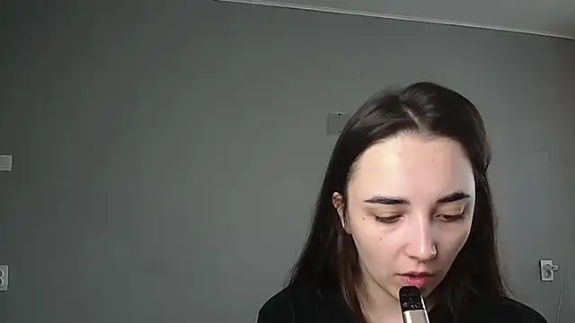 Snapshot of Eva_Gloryy chatting on 13, 4, 2026 Eva Gloryy online show from 13, 4, 2026