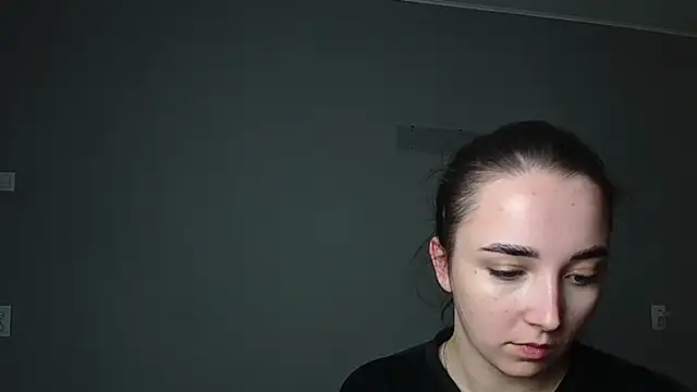 Snapshot of Eva_Gloryy chatting on 13, 4, 2026 Eva Gloryy online show from 13, 4, 2026