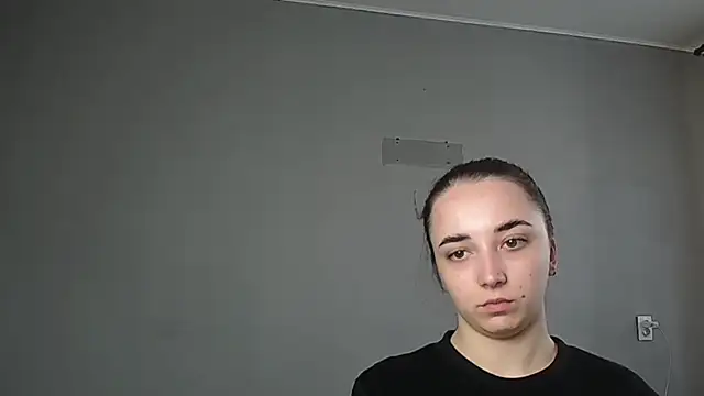 Snapshot of Eva_Gloryy chatting on 14, 4, 2026 Eva Gloryy online show from 14, 4, 2026