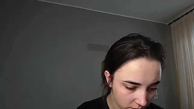 Snapshot of Eva_Gloryy chatting on 15, 4, 2026 Eva Gloryy online show from 15, 4, 2026
