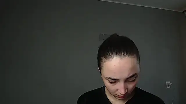 Snapshot of Eva_Gloryy chatting on 17, 4, 2026 Eva Gloryy online show from 17, 4, 2026