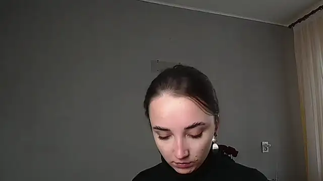 Snapshot of Eva_Gloryy chatting on 19, 4, 2026 Eva Gloryy online show from 19, 4, 2026