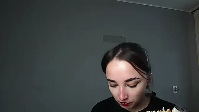 Snapshot of Eva_Gloryy chatting on 29, 4, 2026 Eva Gloryy online show from 29, 4, 2026