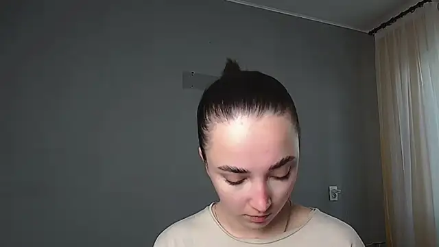 Snapshot of Eva_Gloryy chatting on 6, 5, 2026 Eva Gloryy online show from 6, 5, 2026
