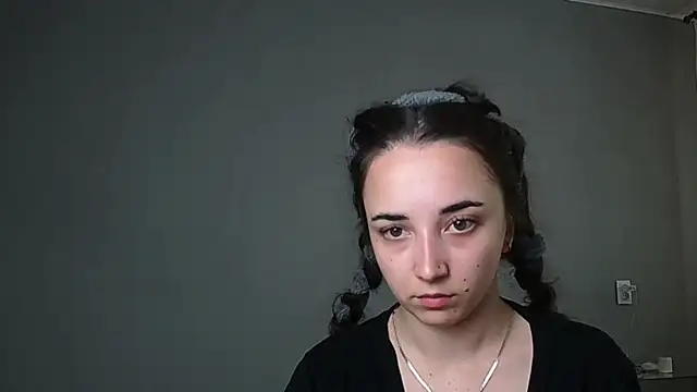 Snapshot of Eva_Gloryy chatting on 24, 5, 2026 Eva Gloryy online show from 24, 5, 2026