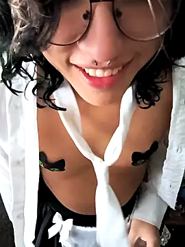 OpaloBlue online show from 26, 1, 2025
