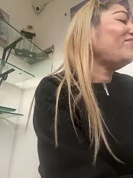 Snapshot of viktoria_davis_ chatting on 22, 2, 2026 viktoria davis online show from 22, 2, 2026