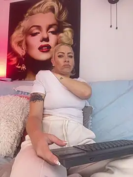 viktoria davis  online show from 5, 6, 2026
