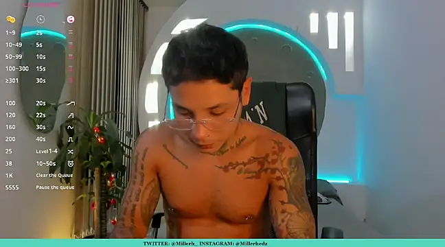 Snapshot of tattokoi chatting on 8, 3, 2025 tattokoi online show from 8, 3, 2025