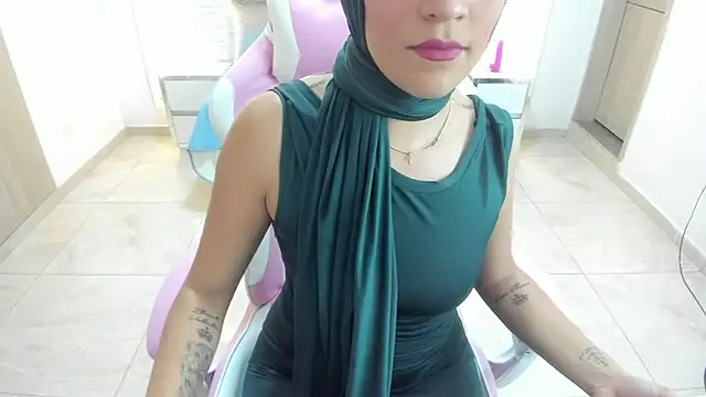 Zulema hamdi online show from 30, 1, 2025