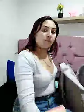 tania 23 online show from 29, 1, 2025