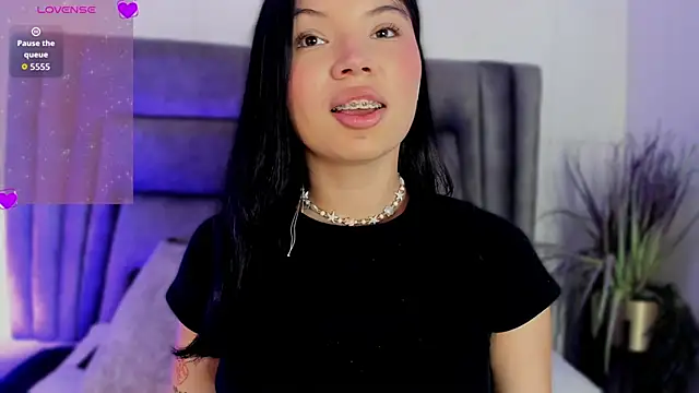 Snapshot of DannaJhonson1 chatting on 15, 12, 2025 DannaJhonson1 online show from 15, 12, 2025