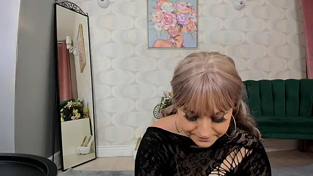 PatriciaSpice online show from 1, 2, 2025