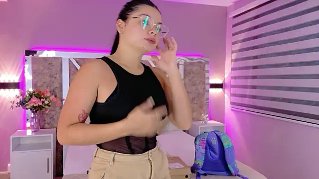 ValeriaOrtega online show from 27, 2, 2026