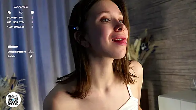 Snapshot of HildaFerrett chatting on 9, 3, 2025 HildaFerrett online show from 9, 3, 2025