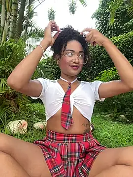 Snapshot of Ariana_lily_ chatting on 14, 3, 2025 Ariana lily online show from 14, 3, 2025
