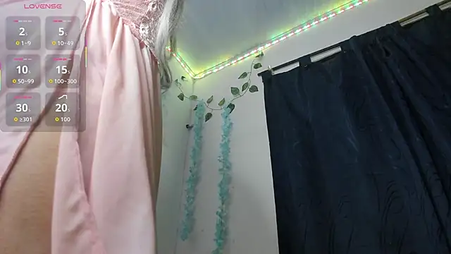 Snapshot of Odeth_ chatting on 2, 10, 2025 Odeth  online show from 2, 10, 2025