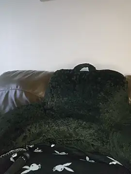 Snapshot of TattedMamaXOXO chatting on 20, 10, 2025 TattedMamaXOXO online show from 20, 10, 2025