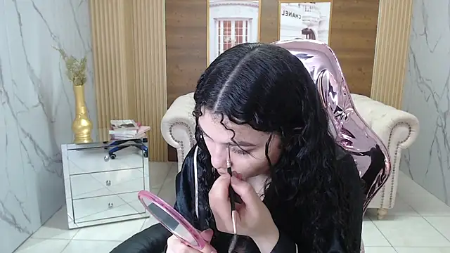 shalon diaz s online show from 30, 11, 2025