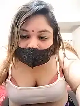 Snapshot of Love-Me50 chatting on 19, 1, 2025 Love-Me50 online show from 19, 1, 2025