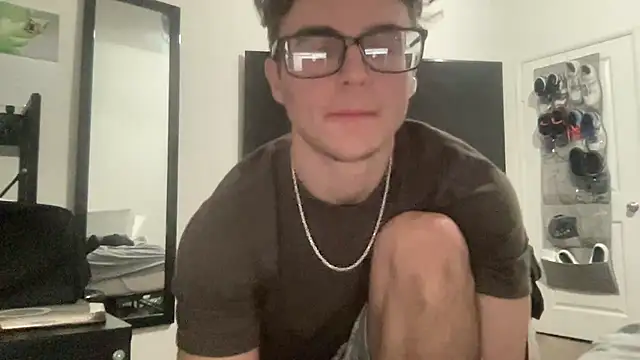 Snapshot of ryan_28747 chatting on 26, 11, 2025 ryan 28747 online show from 26, 11, 2025