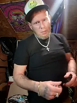 johnnybigcock83 online show from 27, 2, 2025