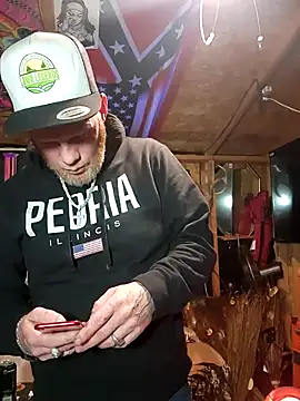 johnnybigcock83 online show from 4, 3, 2025