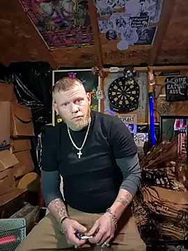 johnnybigcock83 online show from 6, 3, 2025