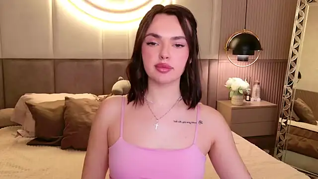 LauraBrigs online show from 17, 3, 2025
