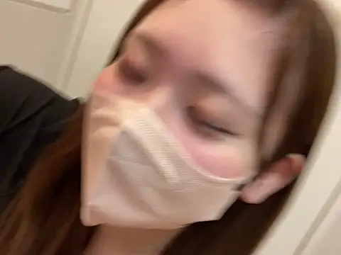 Snapshot of shina_mo_n_ch chatting on 3, 3, 2026 shina mo n ch online show from 3, 3, 2026