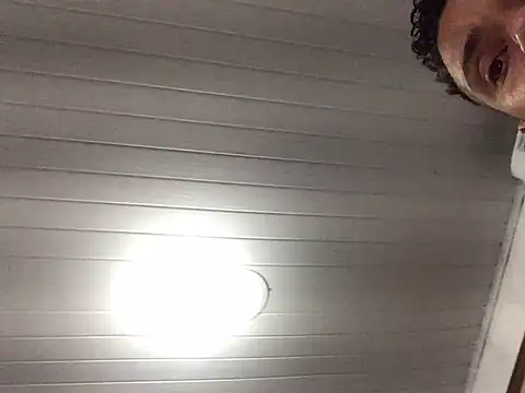 Snapshot of grossocalibre20 chatting on 3, 3, 2025 grossocalibre20 online show from 3, 3, 2025